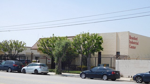 More Photos Of 12455 Branford St, Pacoima Warehouse For Sale