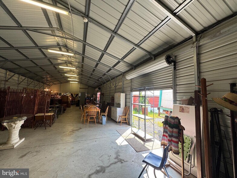 More Photos Of 8244 Cumberland rd, Springfield Freestanding For Sale