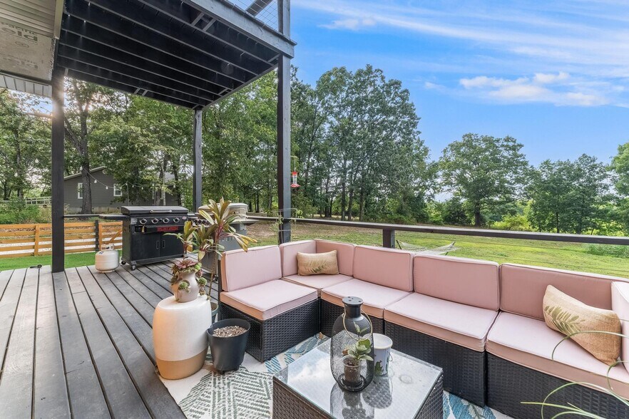 More Photos Of 13870 HWY 279, Gravette Flex For Sale