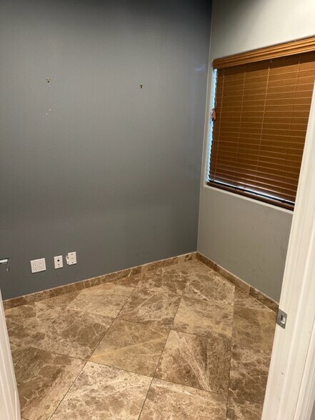 More Photos Of 72650 Fred Waring Rd, Palm Desert Medical For Sale