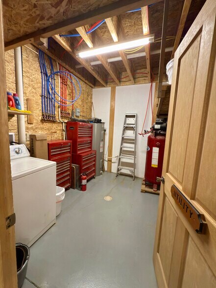 More Photos Of 626 Richards St, Thermopolis Freestanding For Sale