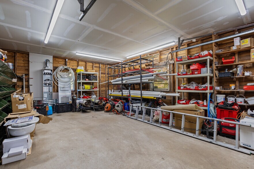 More Photos Of 98 Minebrook Rd, Webster Self Storage For Sale