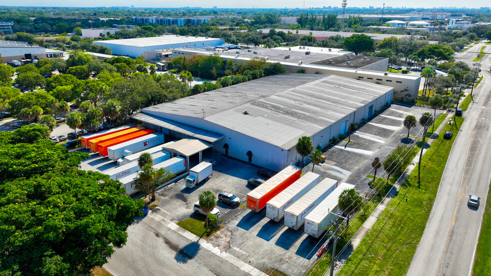 Primary Photo Of 198 Lock Rd, Deerfield Beach Warehouse For Lease