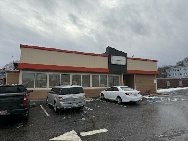 More Photos Of 546 Deering Ave, Portland Freestanding For Lease