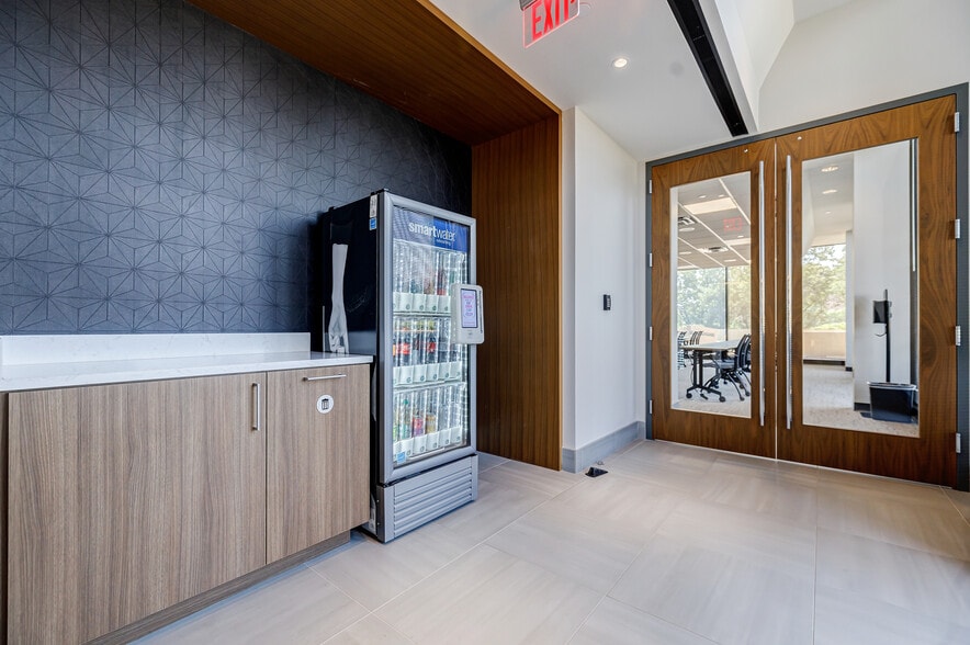 More Photos Of 900 Circle 75 Pky SE, Atlanta Office For Lease