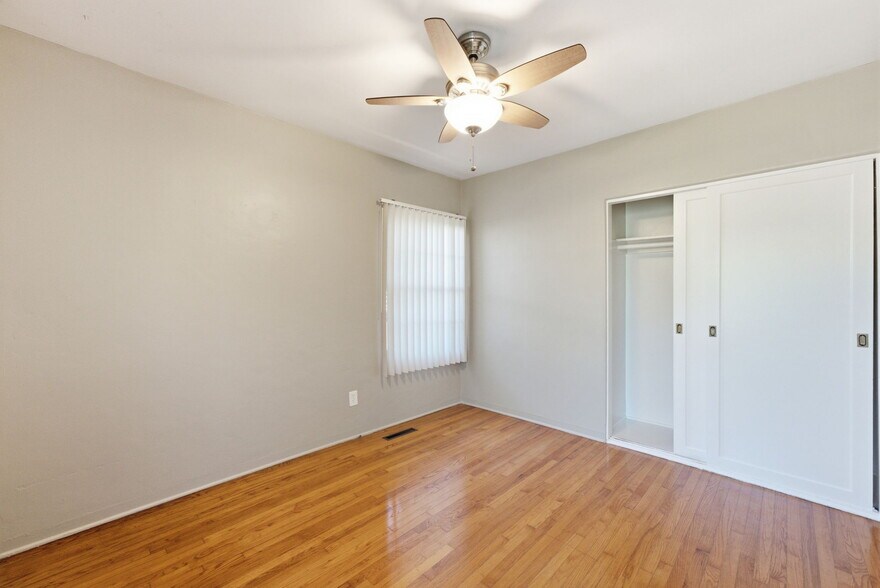 More Photos Of 3422-24 Albert St, San Diego Multifamily For Sale