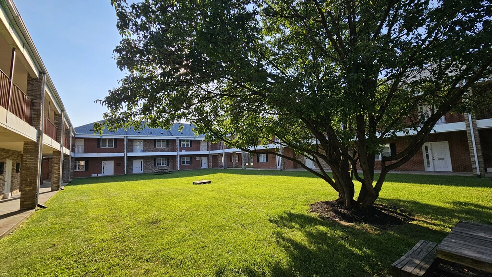 More Photos Of 14300 Gallant Fox Ln, Bowie Medical For Sale