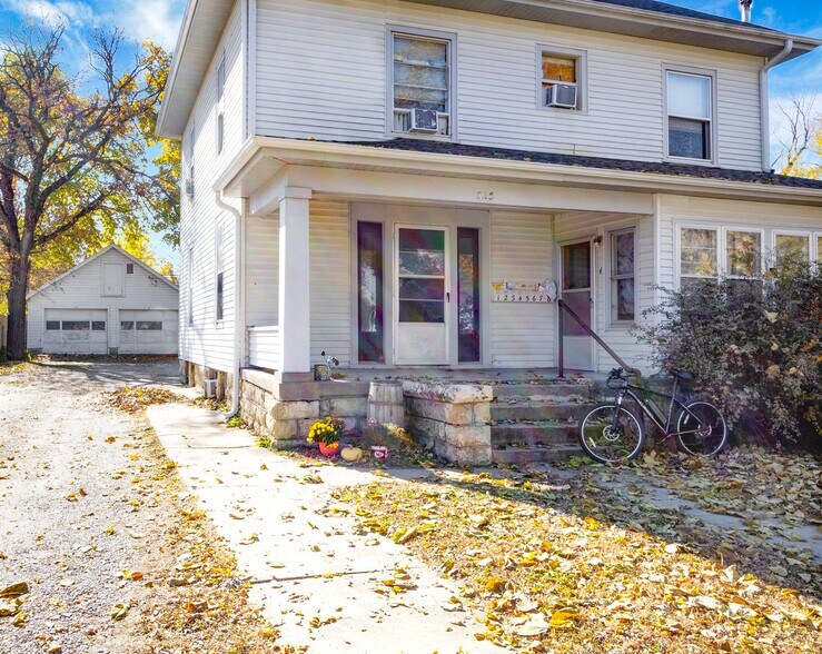 More Photos Of 525 W 8th St, Junction City Apartments For Sale