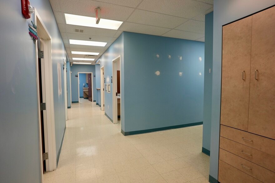 More Photos Of 1340 Belmont St, Brockton Medical For Lease