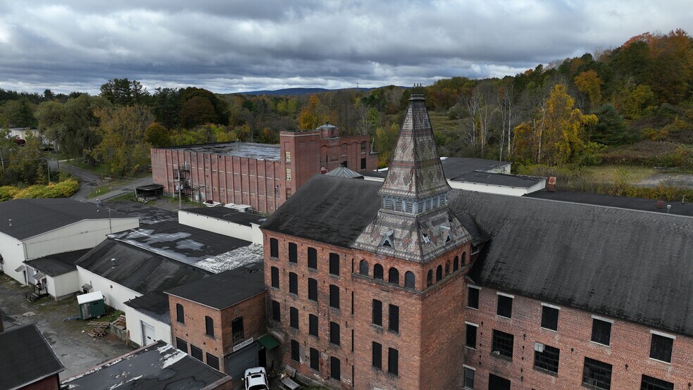 More Photos Of 20 Keeler St, Pittsfield Manufacturing For Sale