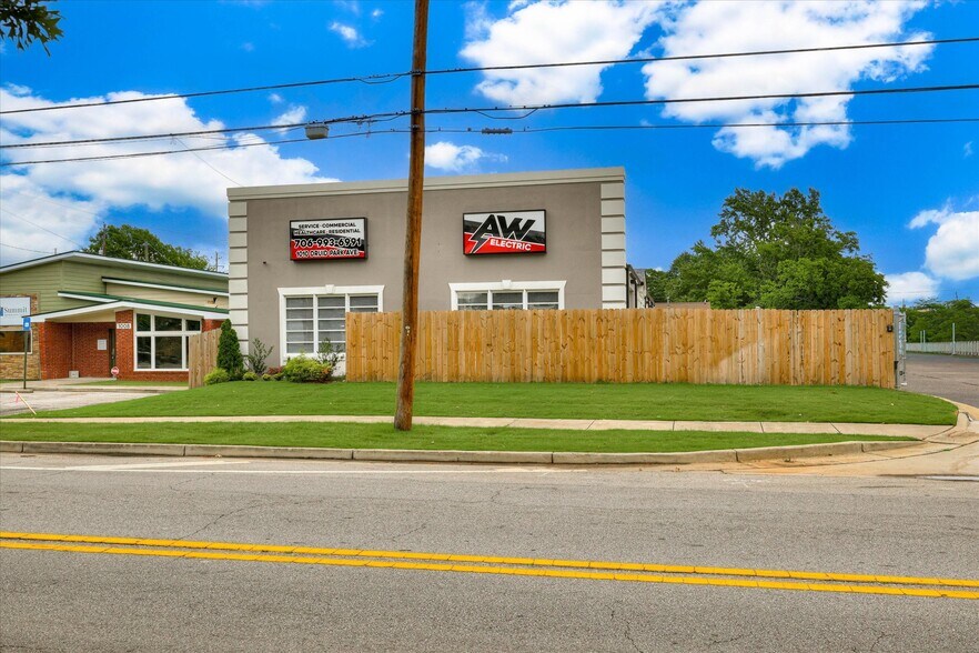 More Photos Of 1010 Druid Park Ave, Augusta Freestanding For Sale