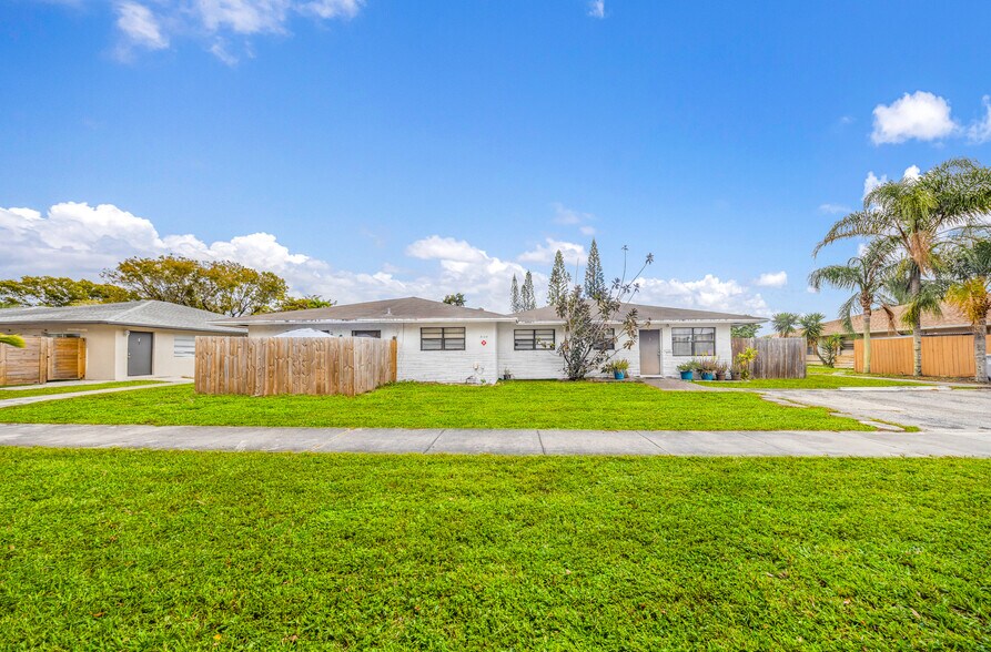 More Photos Of 3111 NW 3rd Ave, Pompano Beach Apartments For Sale