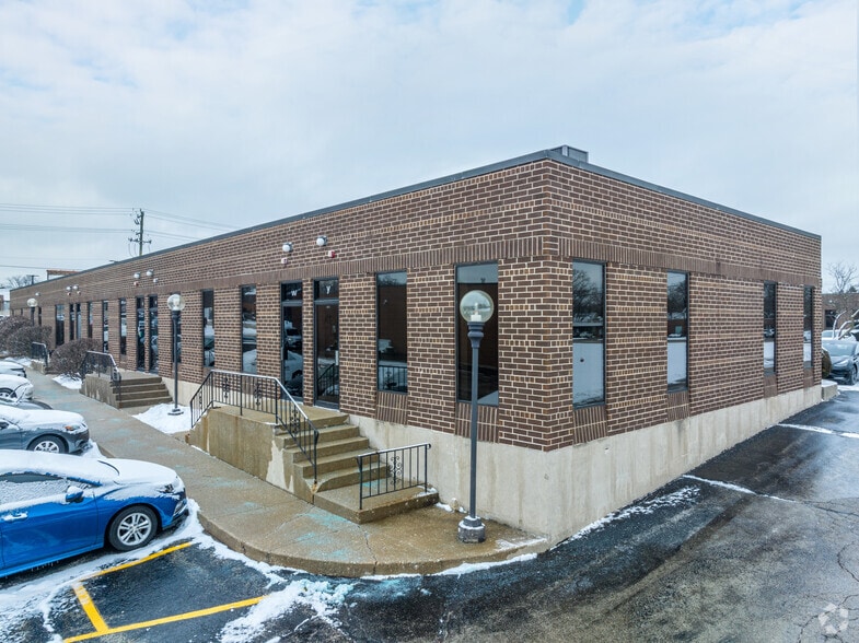 Primary Photo Of 5120 Belmont Rd, Downers Grove Office For Lease
