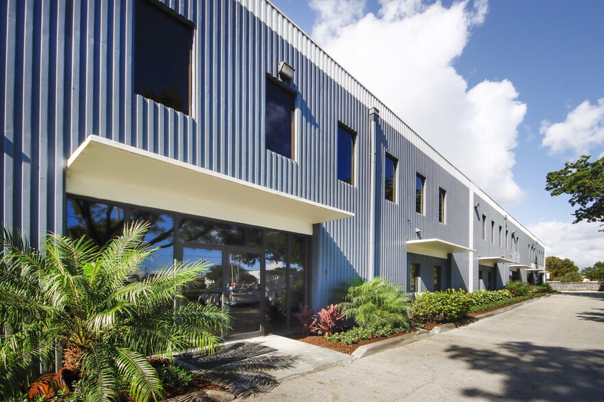 Primary Photo Of 1551 N Powerline Rd, Pompano Beach Unknown For Lease