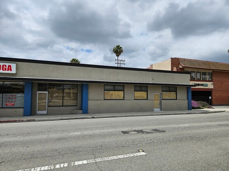 More Photos Of 7840-7856 Commonwealth Ave, Buena Park Storefront For Lease