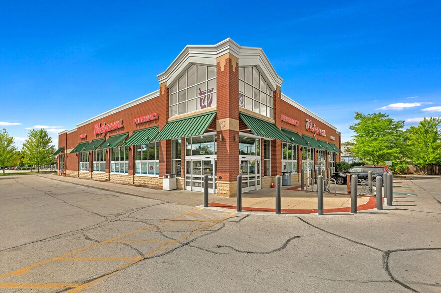 More Photos Of 3220 W 111th St, Chicago Drugstore For Sale