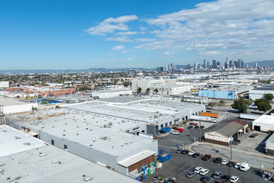More Photos Of 1938-1946 E 46th St, Los Angeles Warehouse For Lease