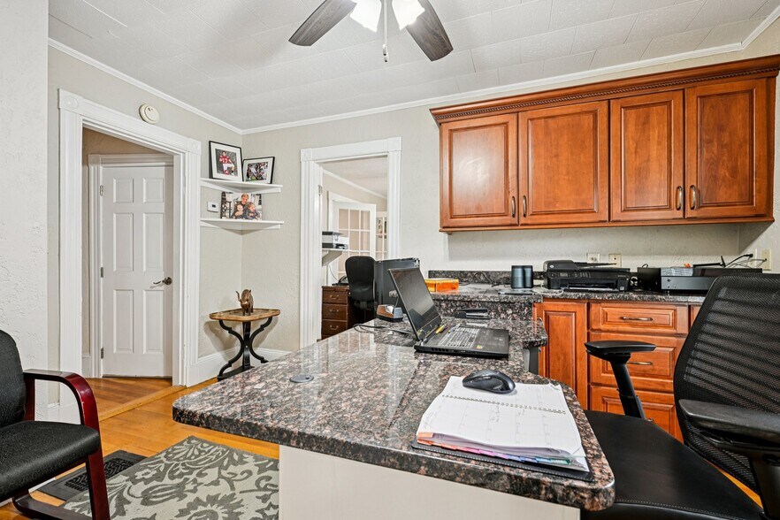 More Photos Of 327 Central St, Saugus Office For Sale