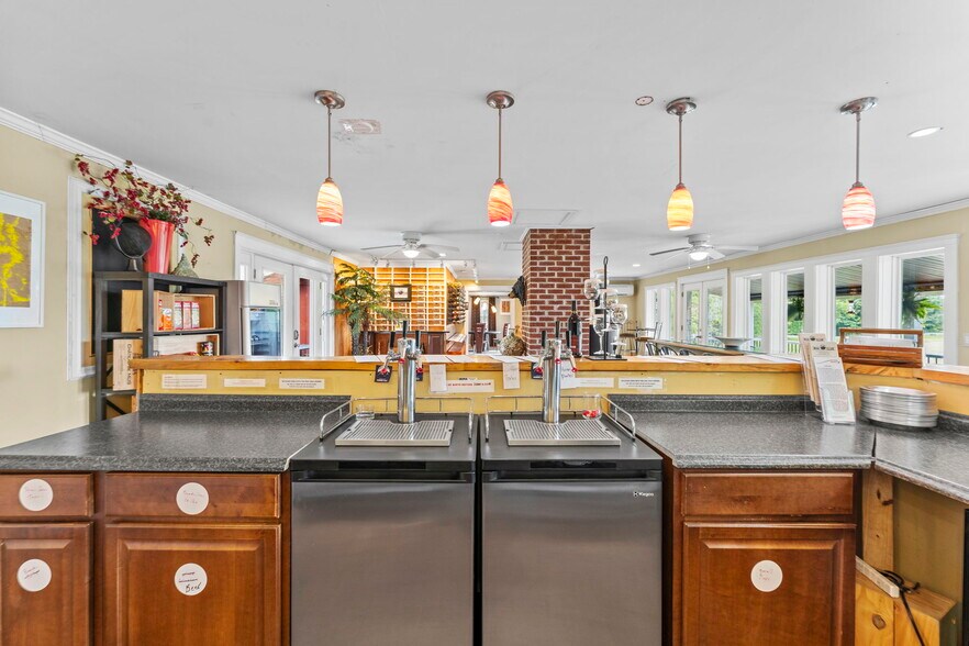 More Photos Of 72 Christmas Tree Ln, Washington Winery Vineyard For Sale