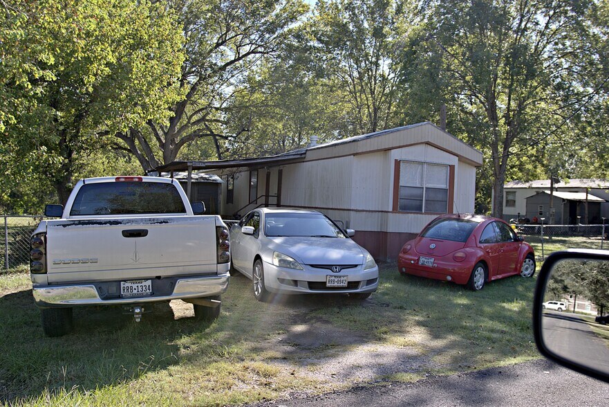 More Photos Of 2106 County Road 58, Rosharon Manufactured Housing Mobile Home Park For Sale