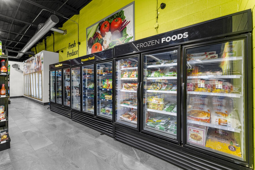 More Photos Of 14730 Champaign Rd, Allen Park Storefront Retail Office For Sale