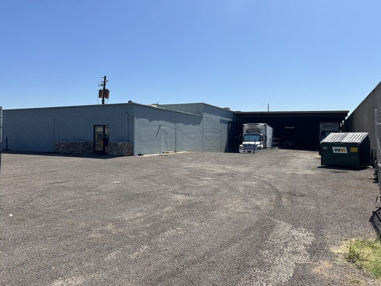 Primary Photo Of 4239 N 40th Ave, Phoenix Warehouse For Lease