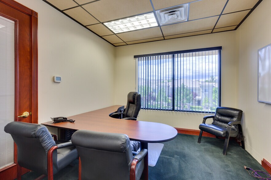 More Photos Of 7272 El Capitan Way, Las Vegas General Retail For Sale