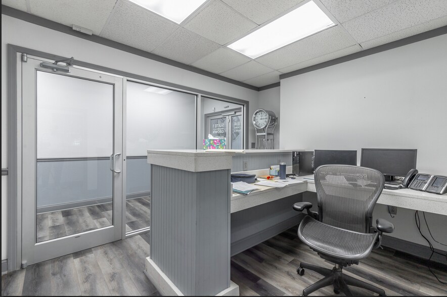 More Photos Of 403 Chickamauga Ave, Rossville Loft Creative Space For Lease