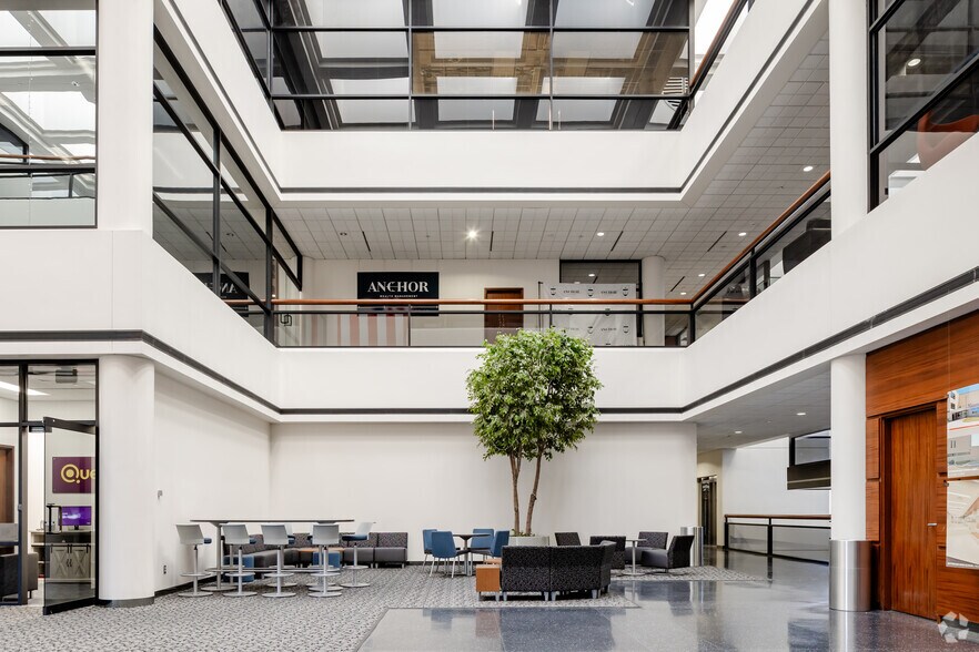 More Photos Of 4949 Harrison Ave, Rockford Unknown For Lease