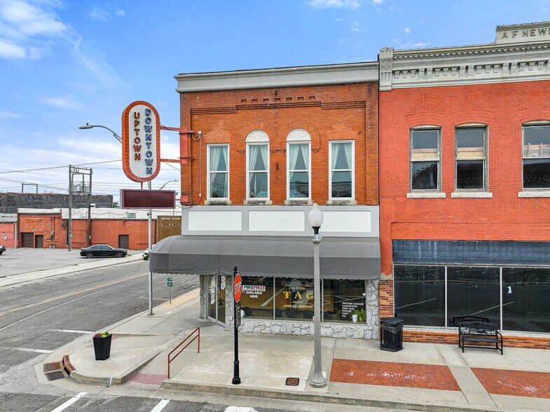 Primary Photo Of 120 S Rock Island Ave, El Reno Storefront Retail Office For Lease