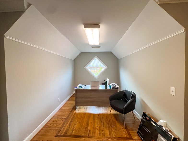 More Photos Of 200 Canyon Park Dr, Pelham Office For Lease