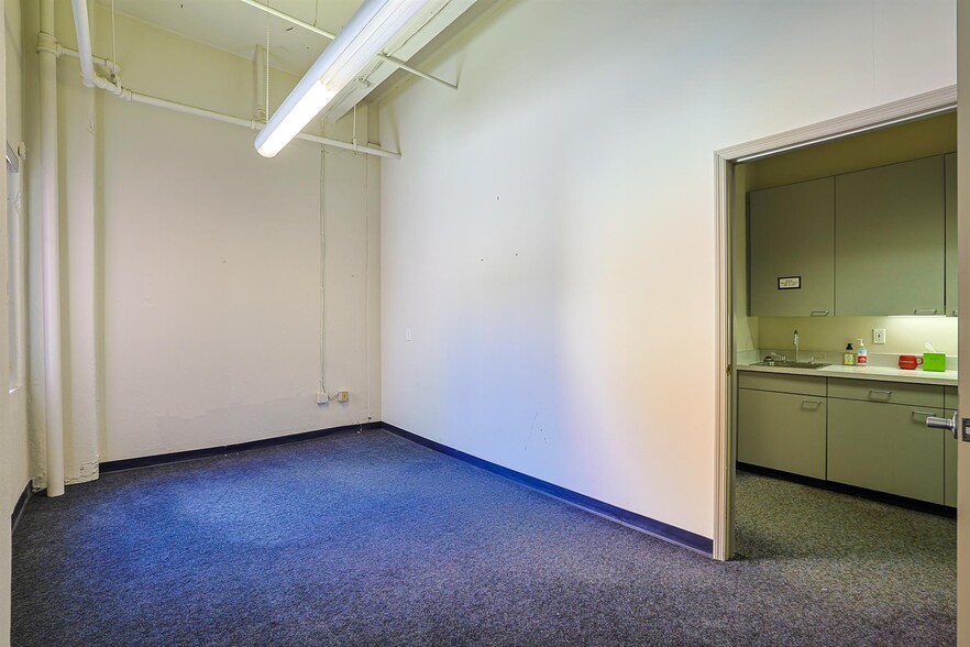 More Photos Of 817 Main St, Cincinnati Office Residential For Sale