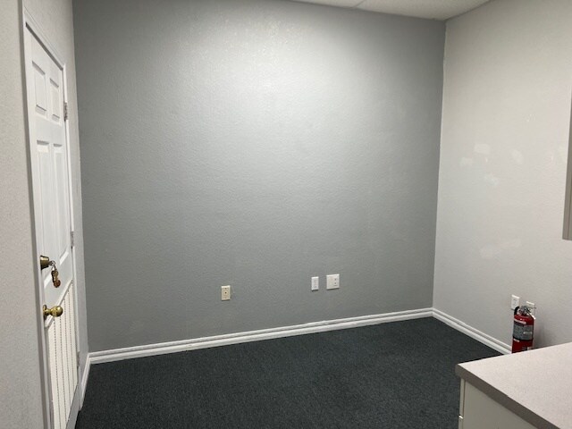 More Photos Of 3106 S W S Young Dr, Killeen Medical For Lease