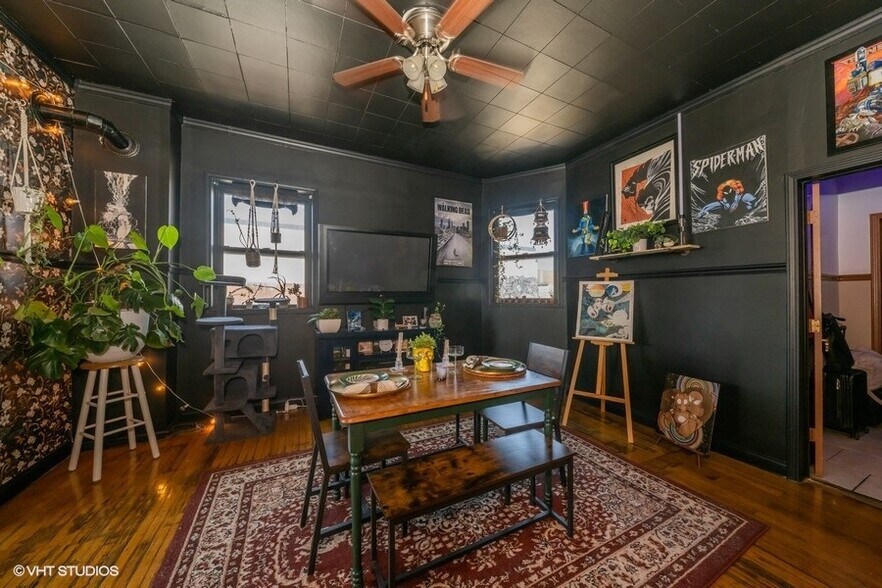 More Photos Of 2410 S Blue Island Ave, Chicago Storefront Retail Residential For Sale