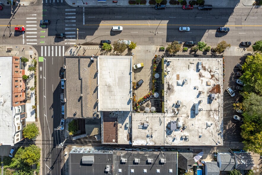 More Photos Of 2604 S Lyndale Ave, Minneapolis Office For Lease