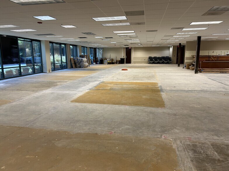 More Photos Of 1990 Vaughn Rd, Kennesaw Office For Lease