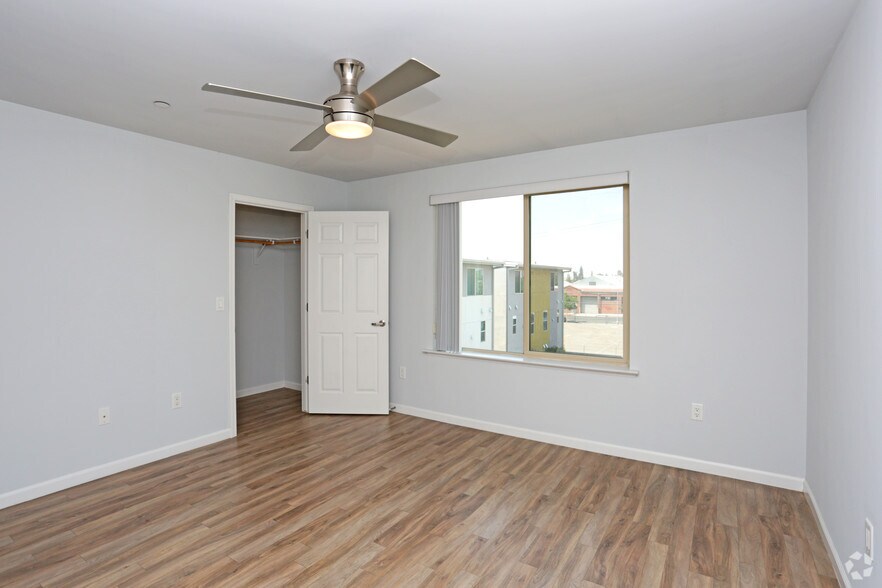 More Photos Of 1759 Fulton St, Fresno Apartments For Sale
