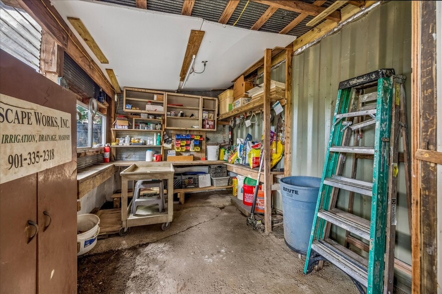 More Photos Of 2562 Sam Cooper Blvd, Memphis Office Residential For Sale