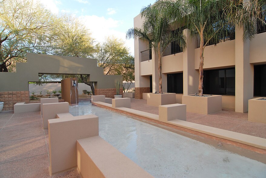 More Photos Of 7333 E Doubletree Ranch Rd, Scottsdale Office For Lease