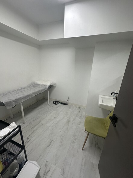 More Photos Of 56 Doyer Ave, White Plains Apartments For Sale