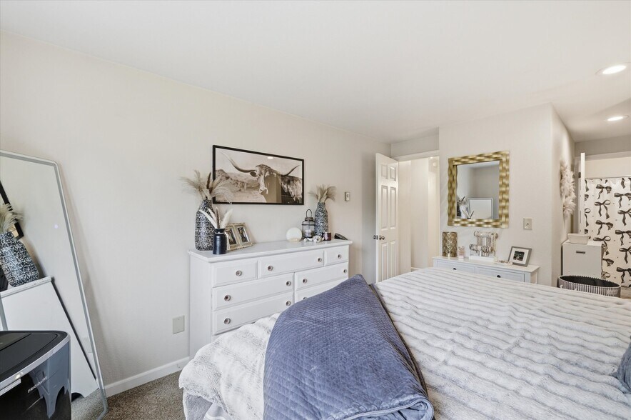 More Photos Of 1601-1607 Bonney Ave, Sumner Apartments For Sale