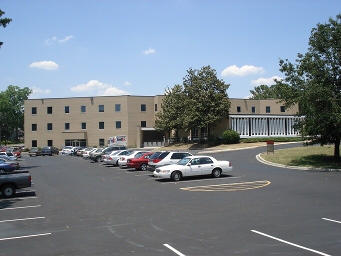 More Photos Of 1900-1950 Crestwood Blvd, Birmingham Office For Lease