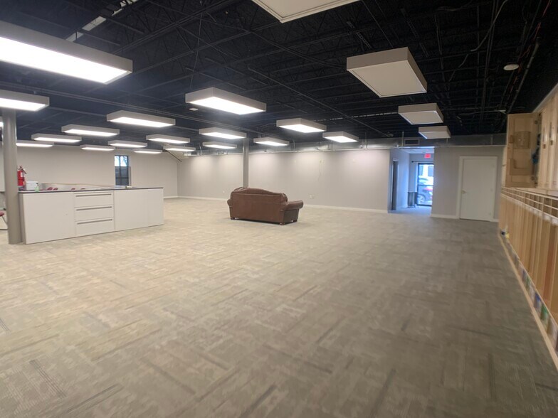More Photos Of 1201 3rd St, Alexandria Office For Sale