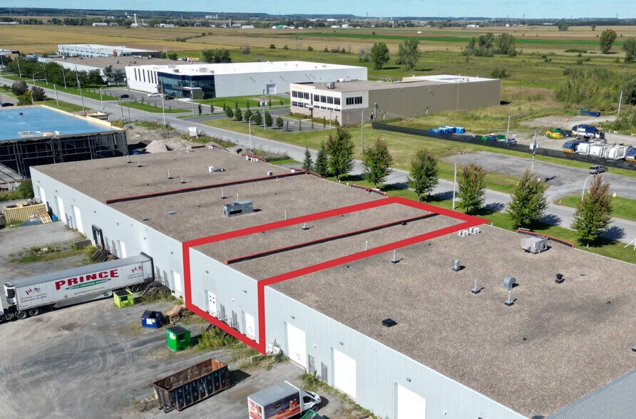 More Photos Of 1330 Rue Louis-Marchand, Beloeil Warehouse For Sale
