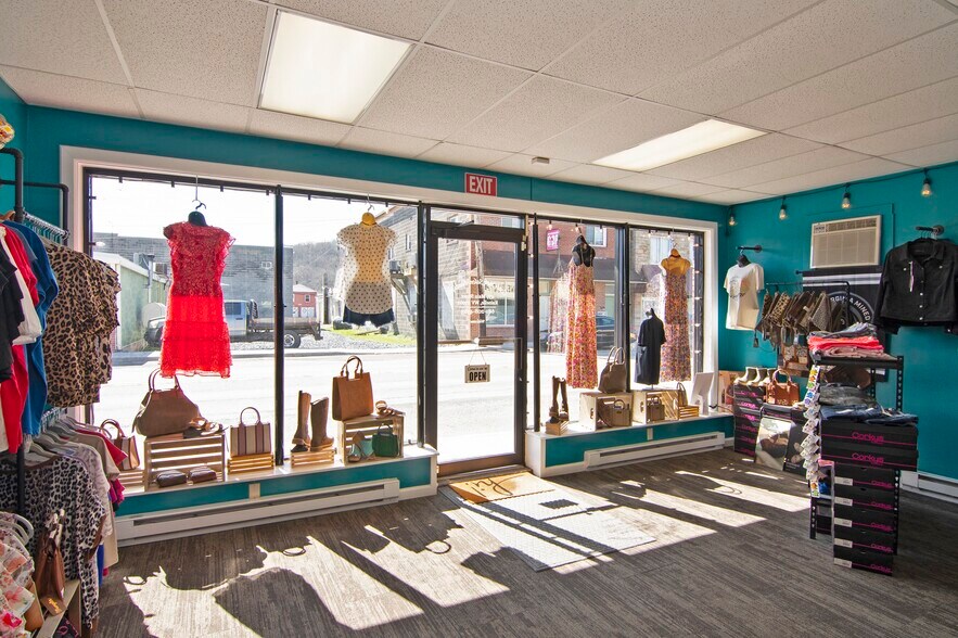 More Photos Of 439 Main Street, Rainelle Storefront Retail Residential For Sale