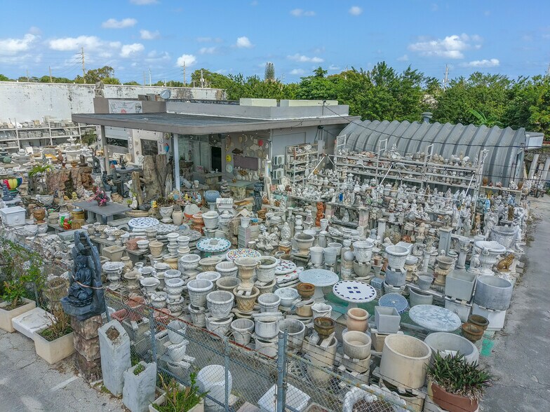 More Photos Of 1620 S Dixie Hwy, Pompano Beach Freestanding For Sale