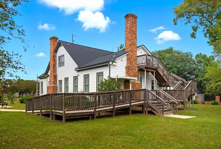 More Photos Of 235 Cedric St, Leesburg Office Residential For Lease