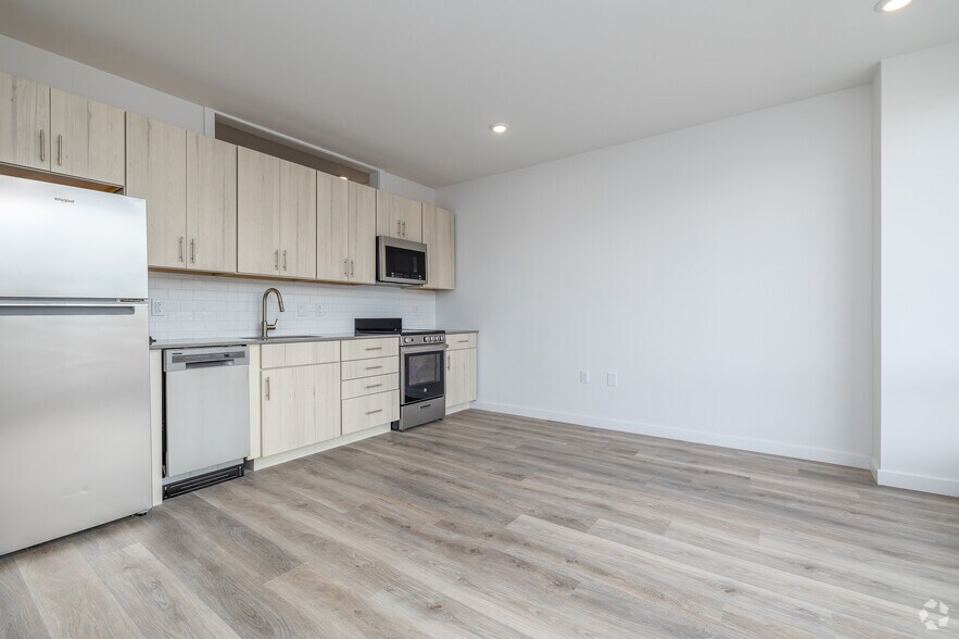 More Photos Of 741 Spring Garden St, Philadelphia Apartments For Lease