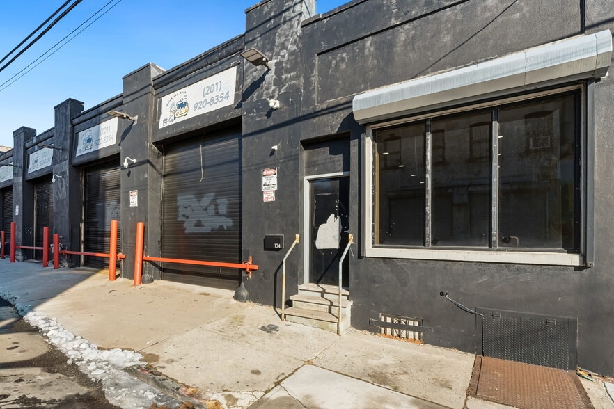Primary Photo Of 104-110 Harrison Ave, Jersey City Warehouse For Lease