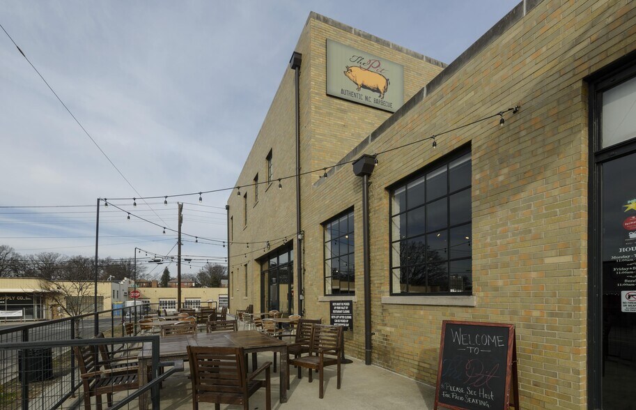 Primary Photo Of 321 W Geer St, Durham Restaurant For Lease
